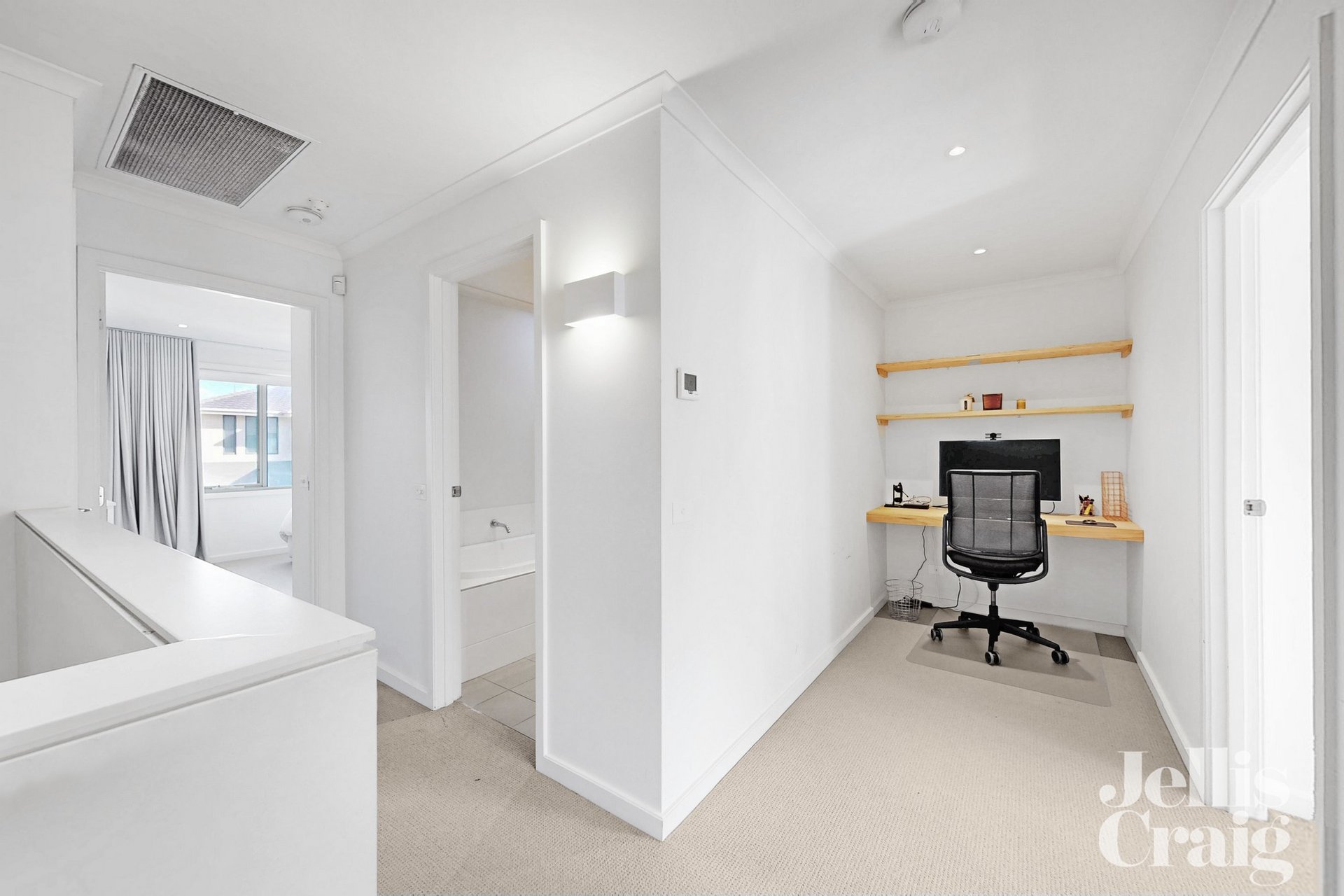 16 Retreat Drive, Ascot Vale image 6