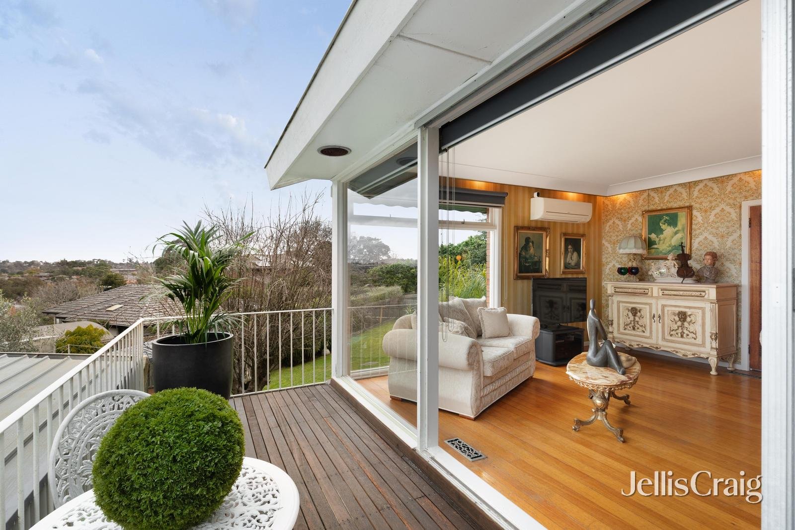 16 Rhonda Street, Rosanna image 2