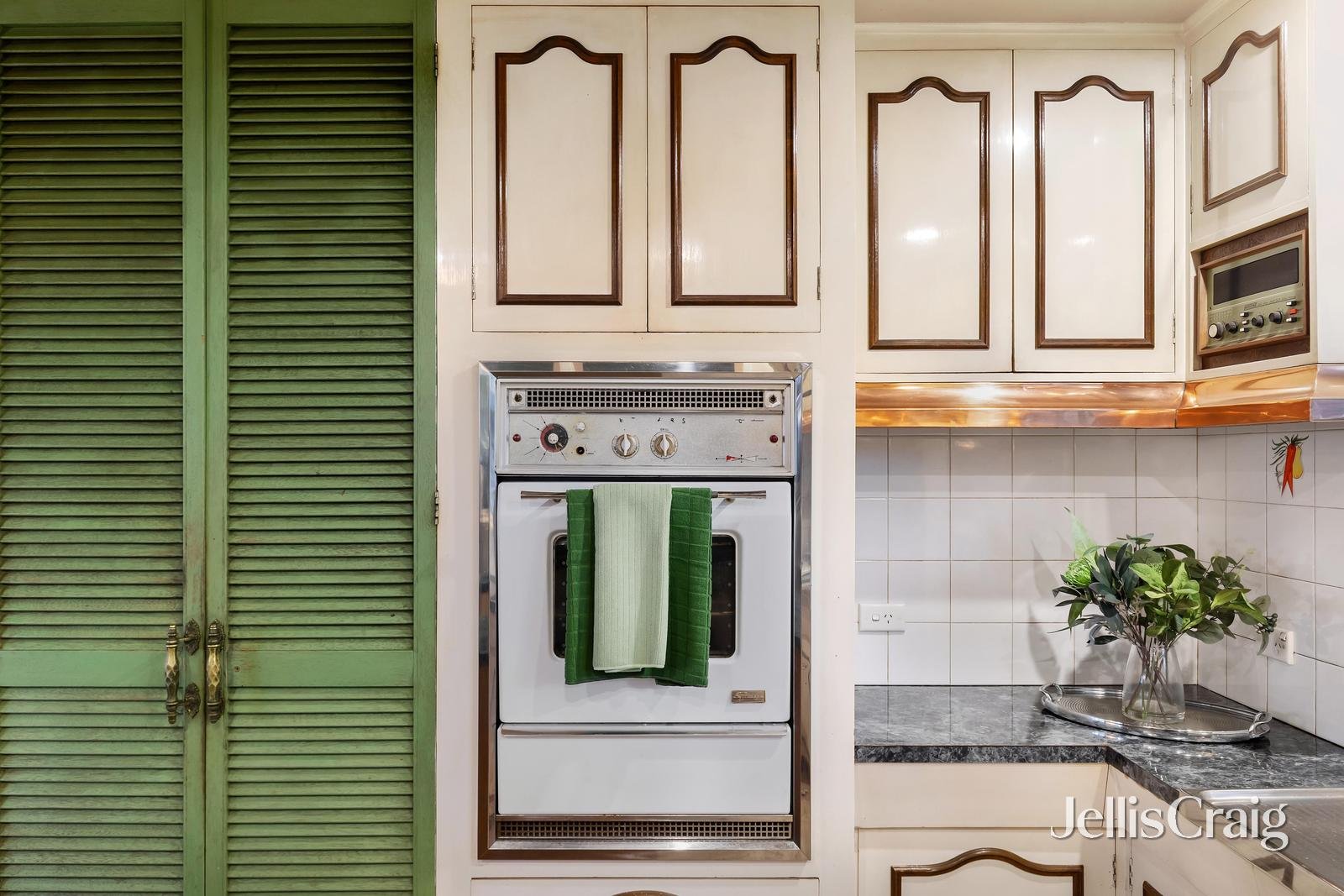 16 Rhonda Street, Rosanna image 7