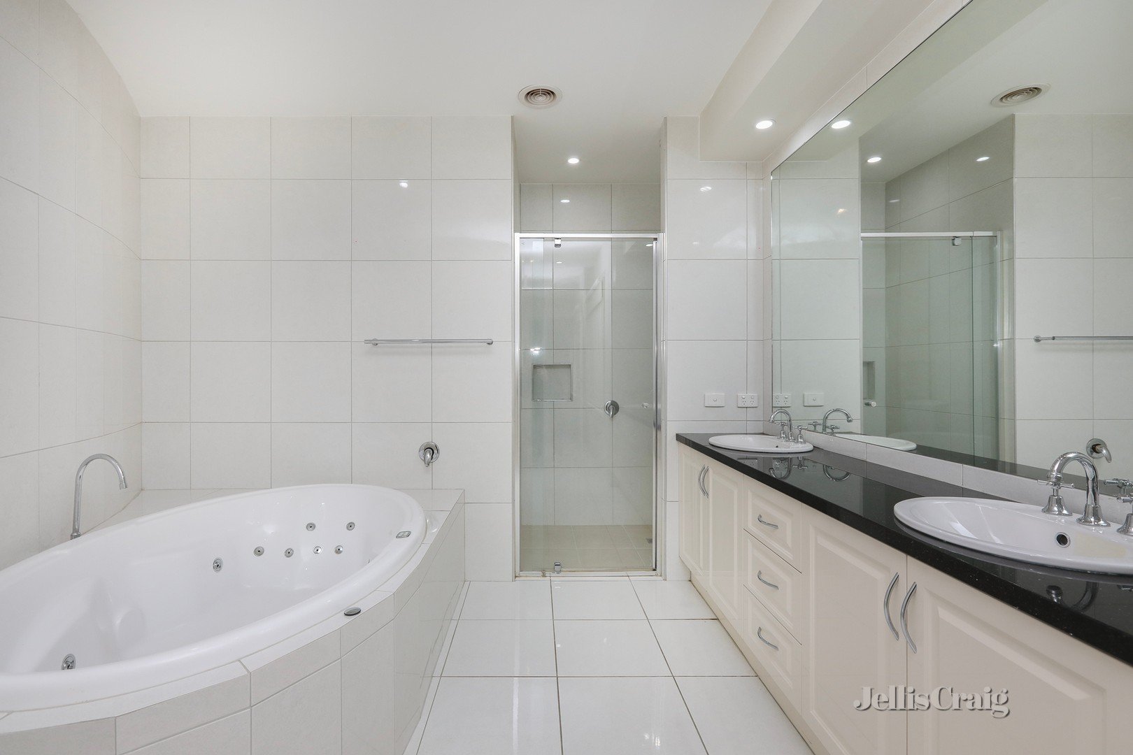 16 Rifle Range Drive, Williamstown image 18