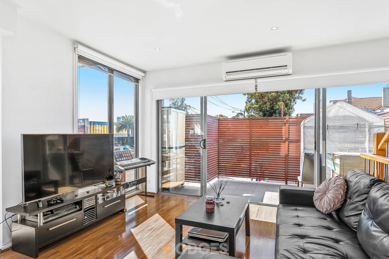 1 / 6 Rosamond Road Maidstone