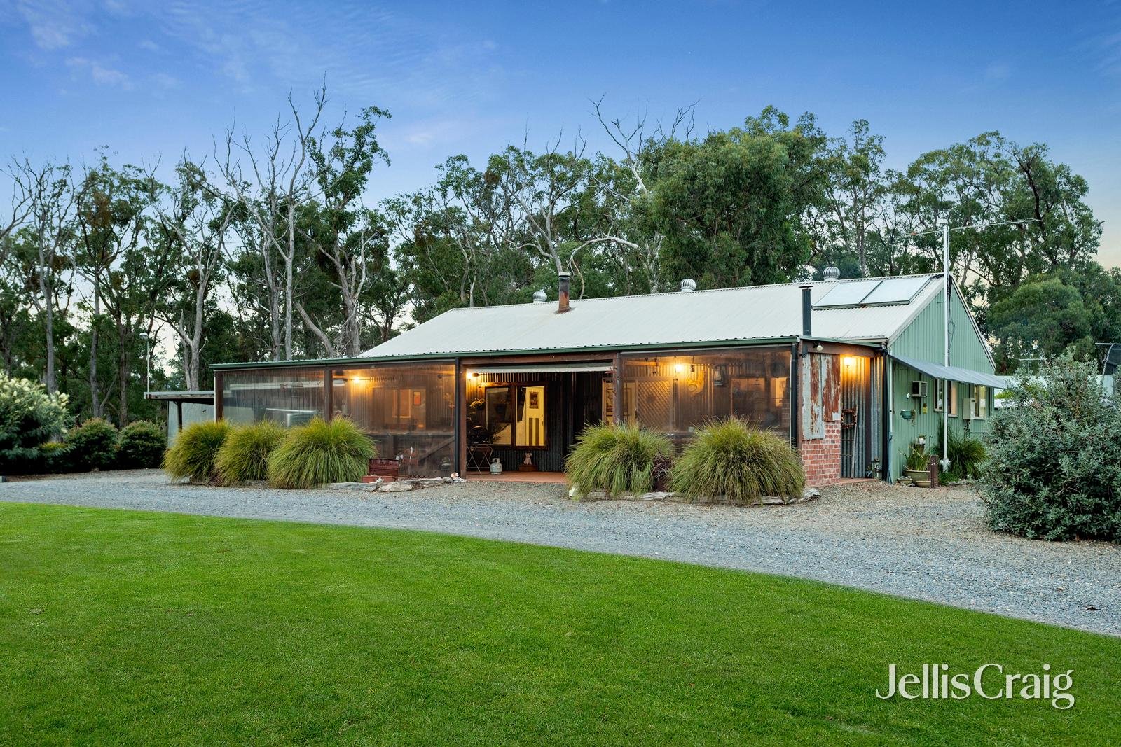 16 Ross Road, Gruyere image 10