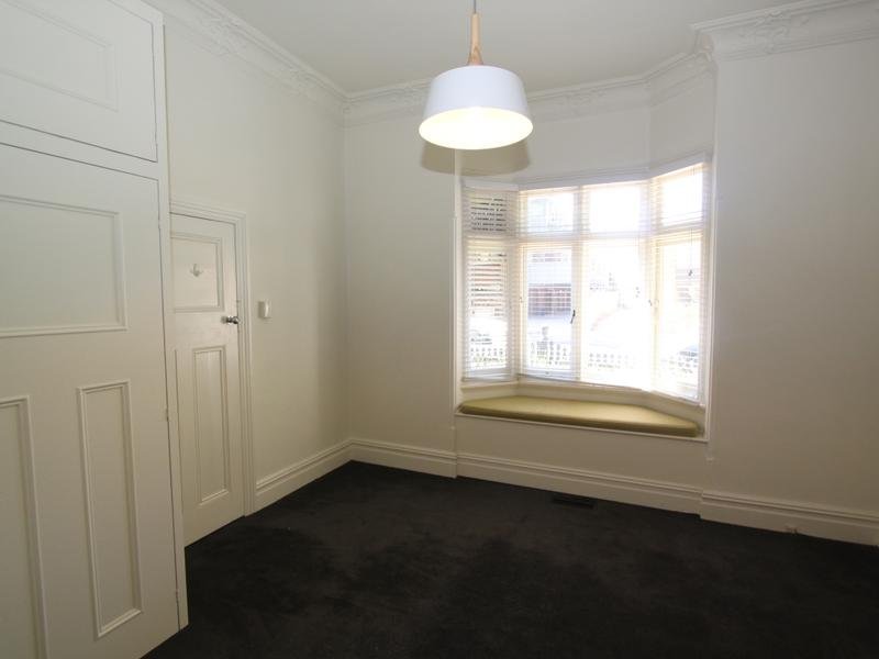Property Gallery Thumbnail 5