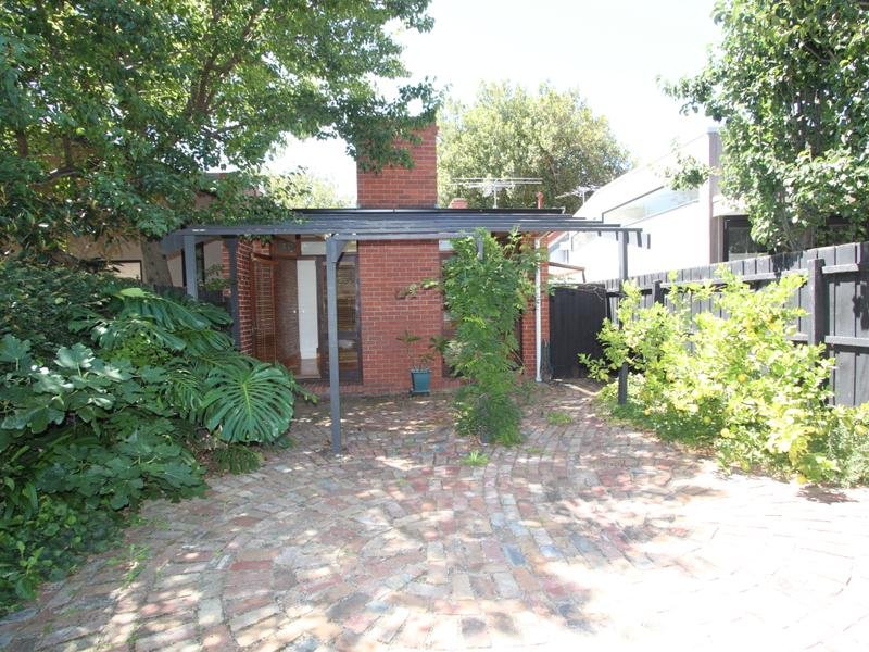 Property Gallery Thumbnail 12