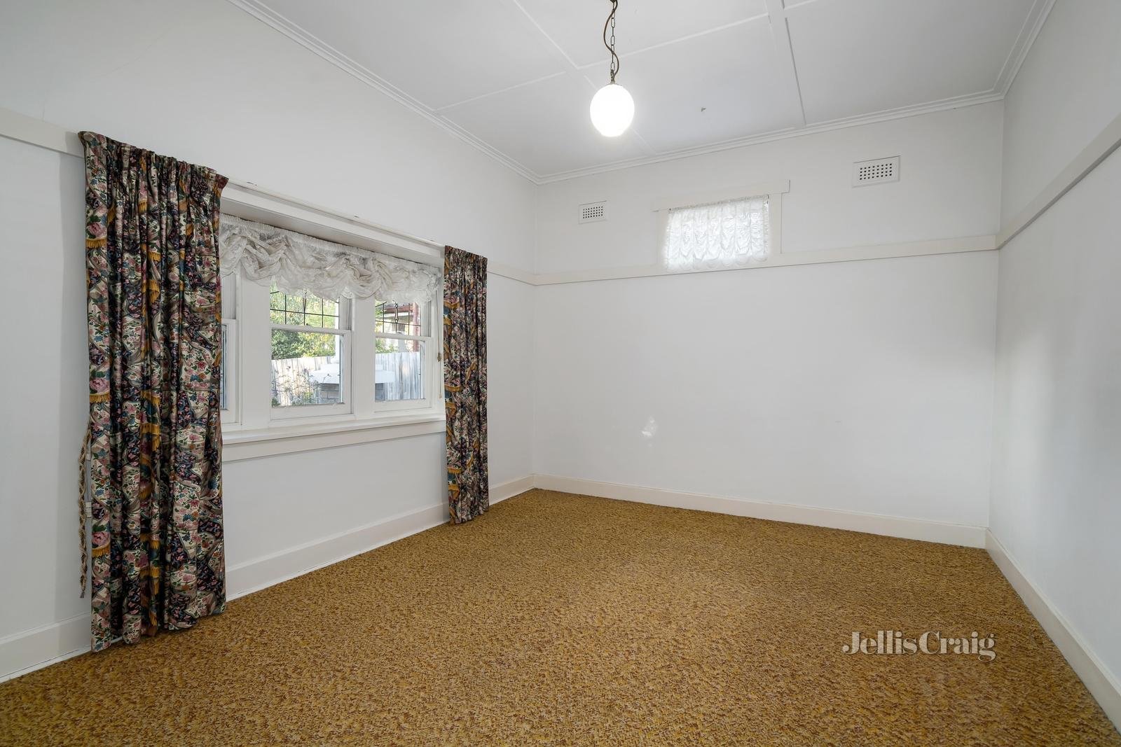 16 Selwyn Street, Canterbury image 6