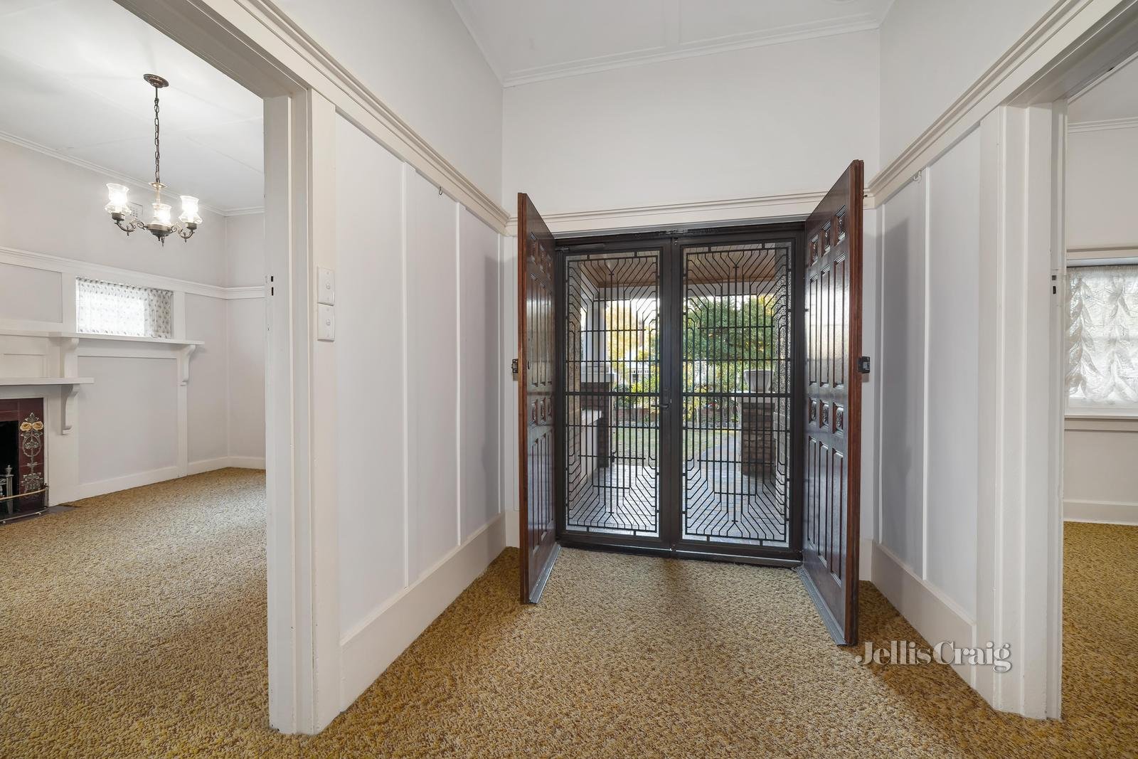 16 Selwyn Street, Canterbury image 11