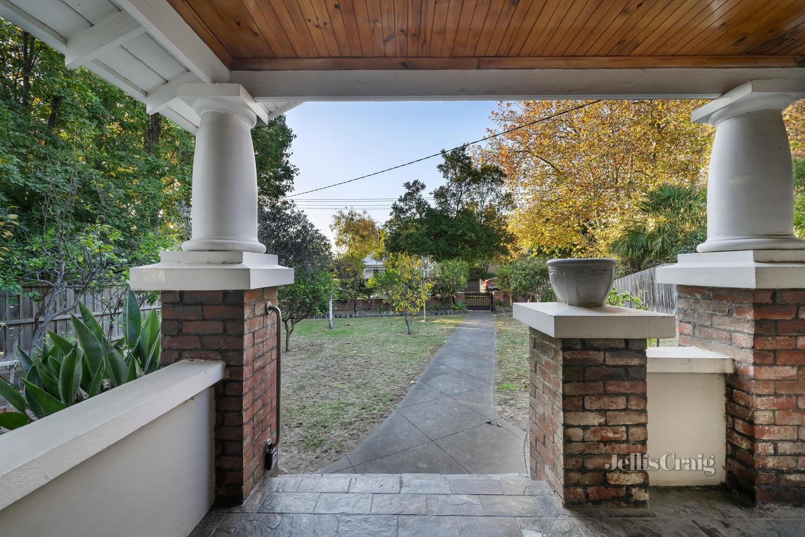 16 Selwyn Street, Canterbury image 12