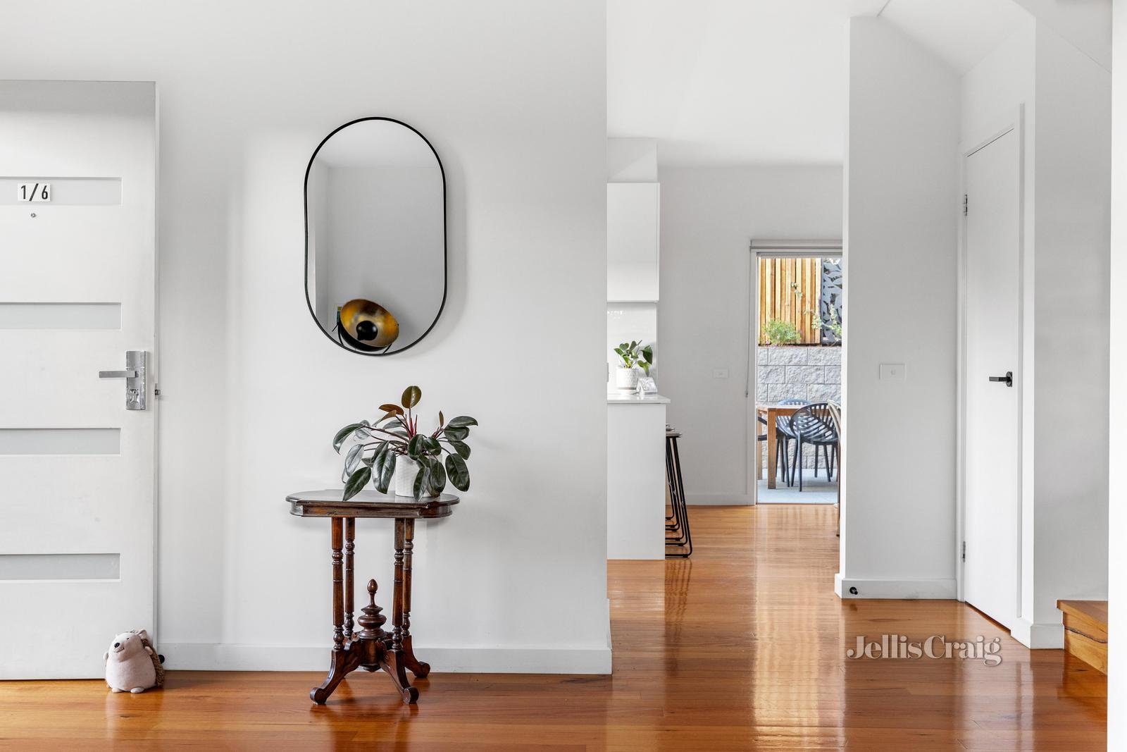 1/6 Shalbury Avenue, Eltham image 6