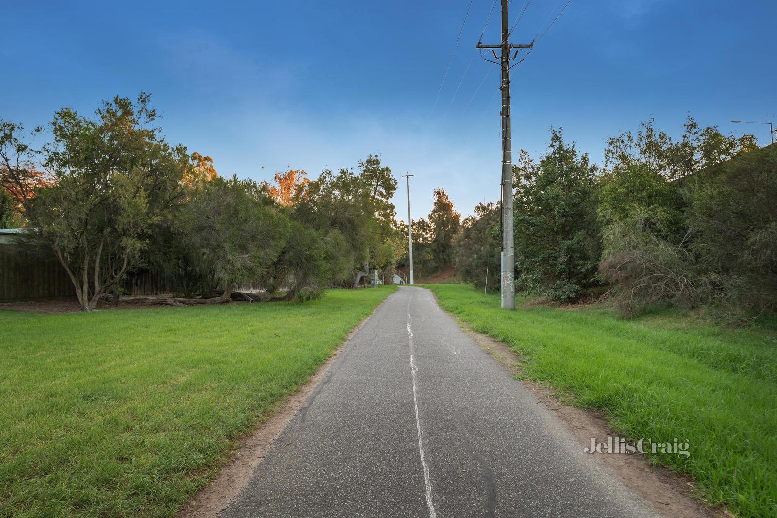 16 Shanklin Street, Box Hill North image 12
