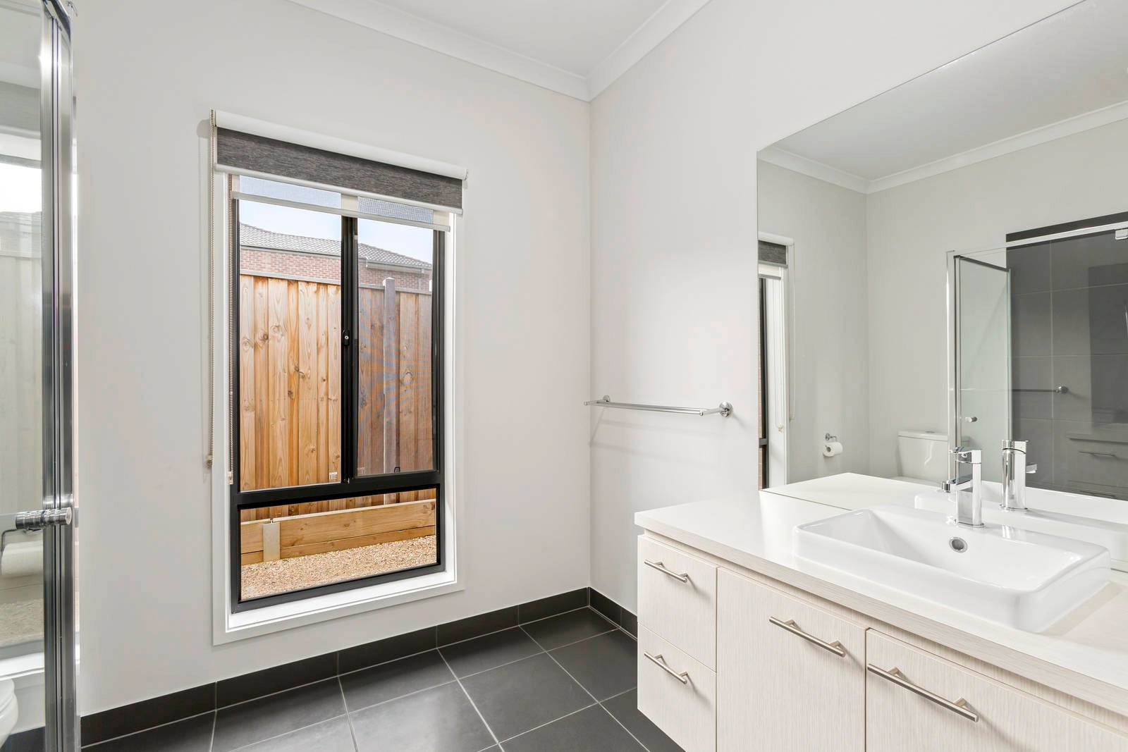 Property Gallery Thumbnail 7