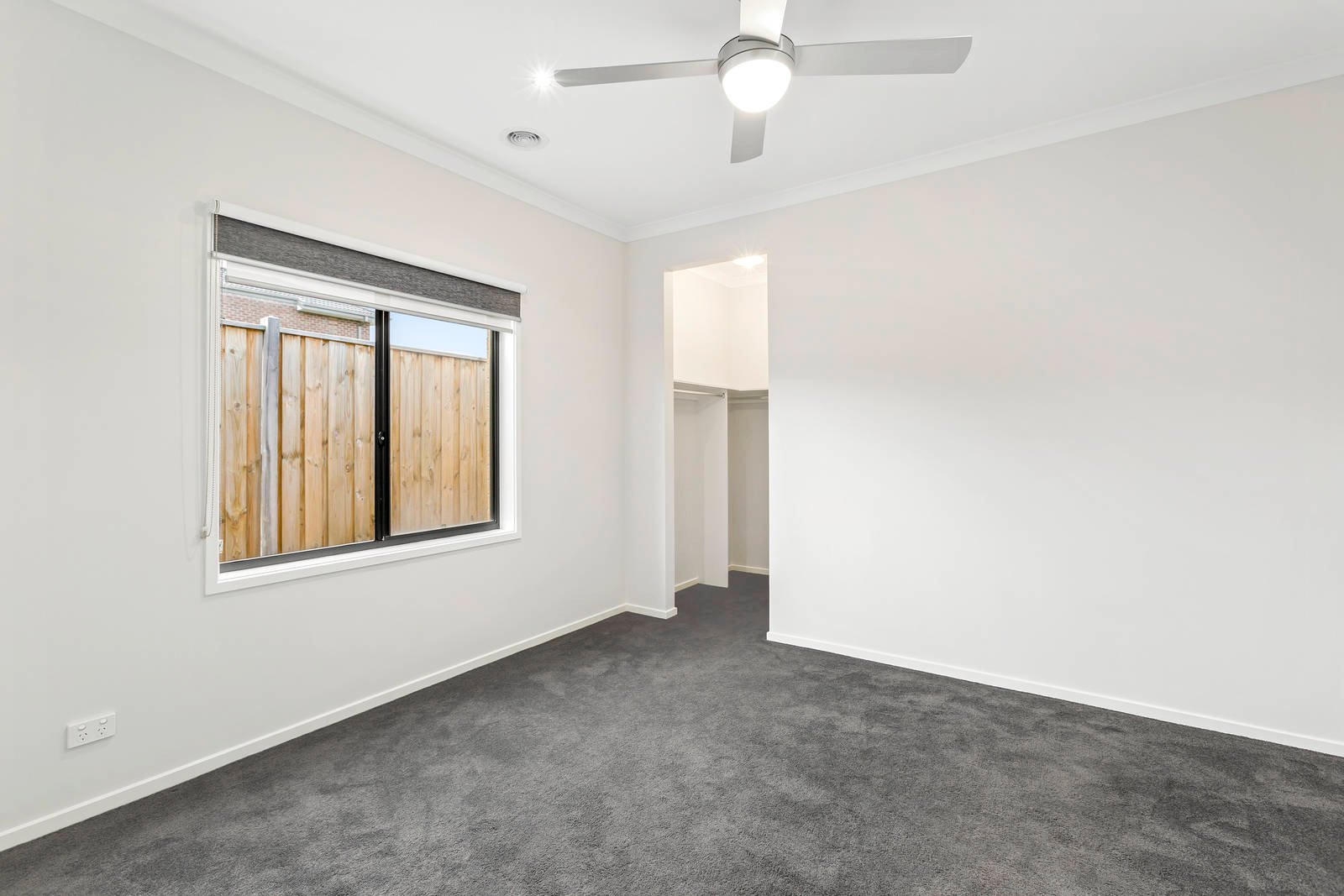 Property Gallery Thumbnail 9