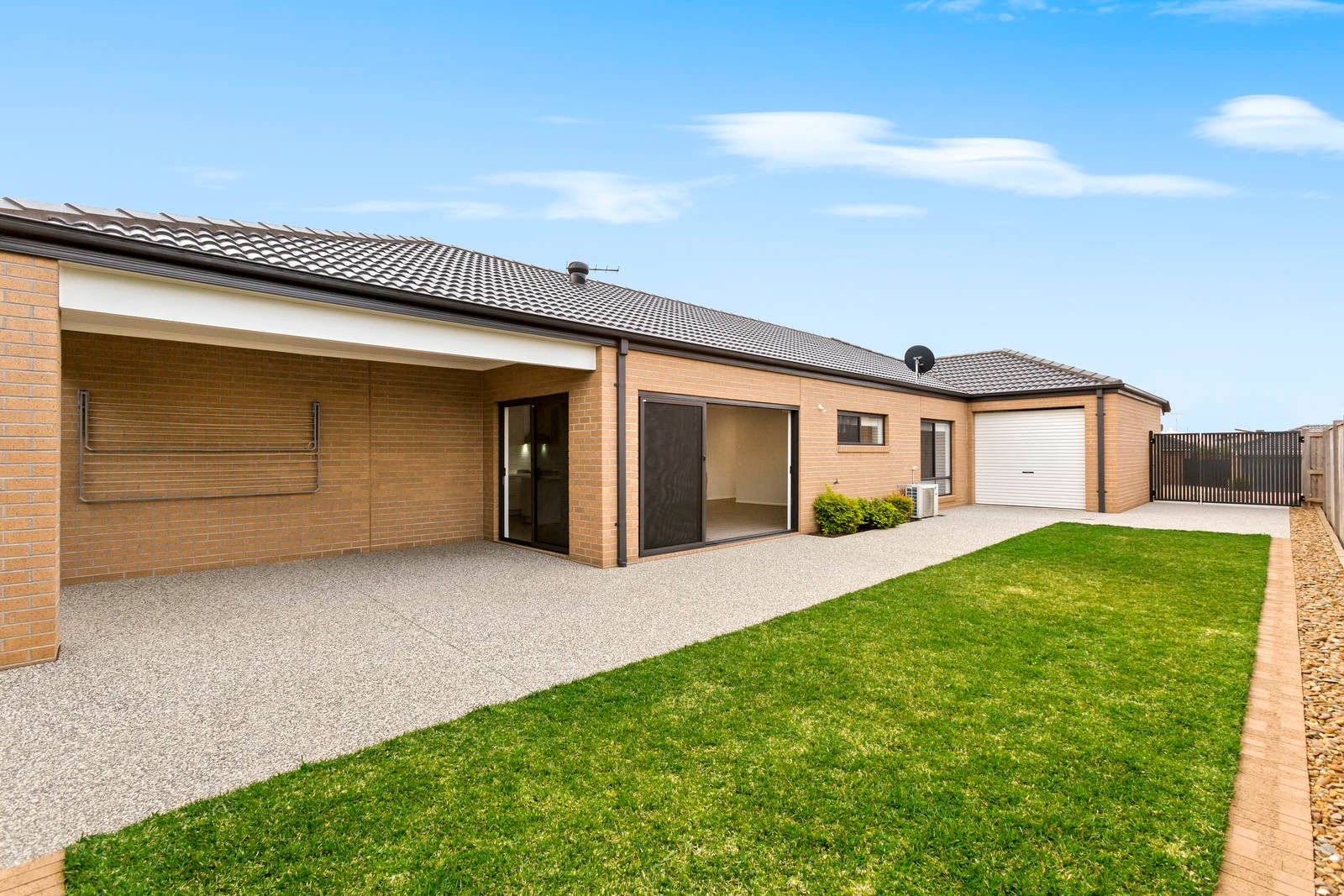 Property Gallery Thumbnail 10
