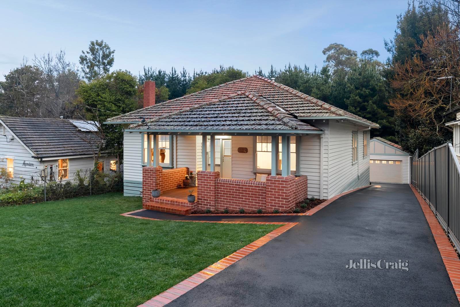 16 Smith Avenue, Croydon image 17