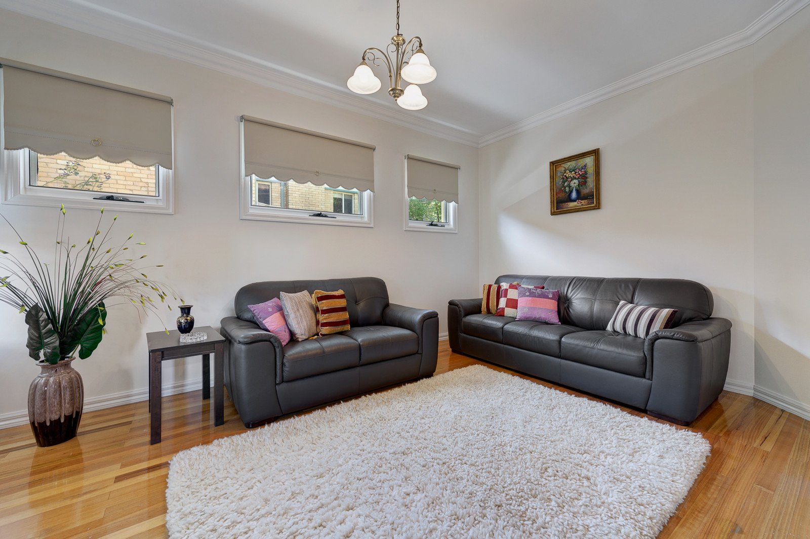 1/6 St Johns Wood Road, Mount Waverley image 2