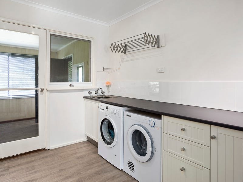 Property Gallery Thumbnail 12