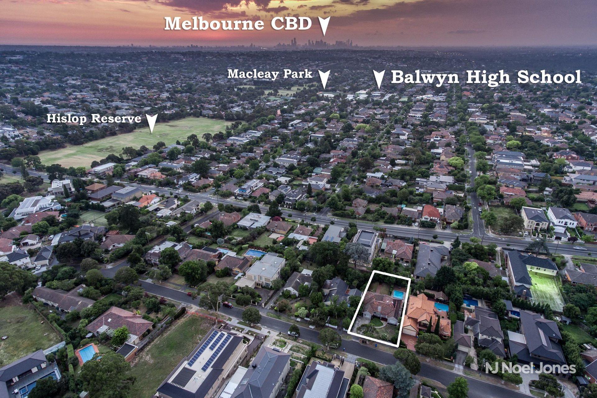 16 Stephens Street, Balwyn North image 3