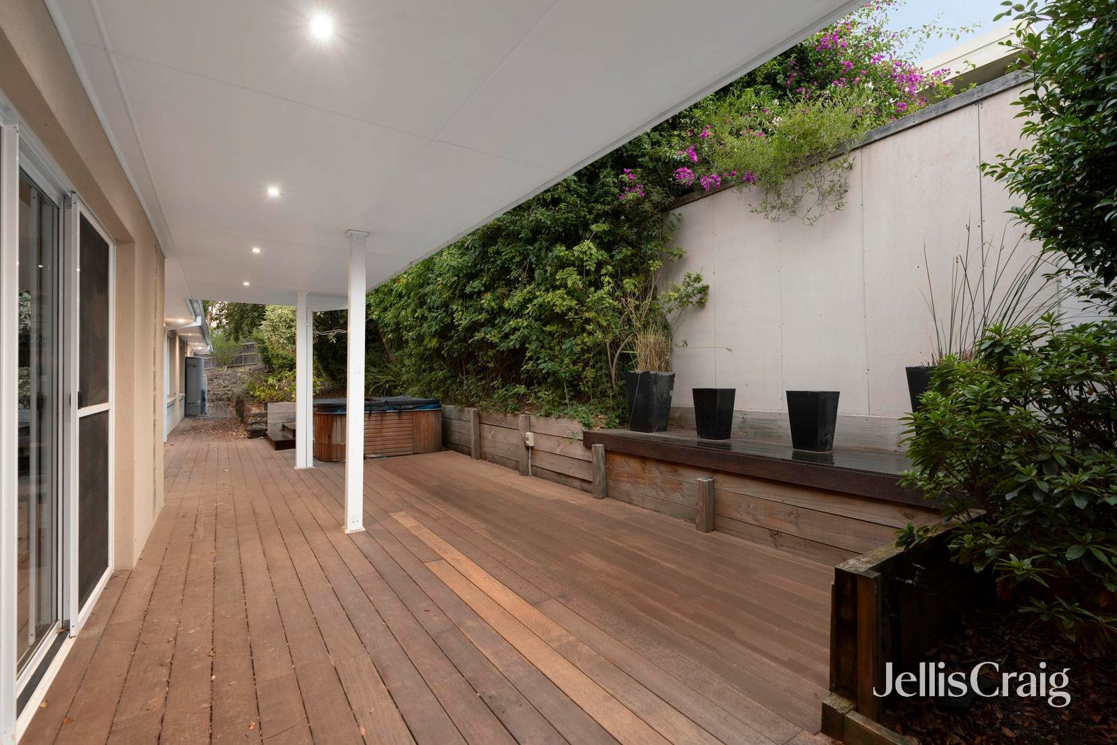 16 Stirling Crescent, Glen&nbsp;Waverley image 15