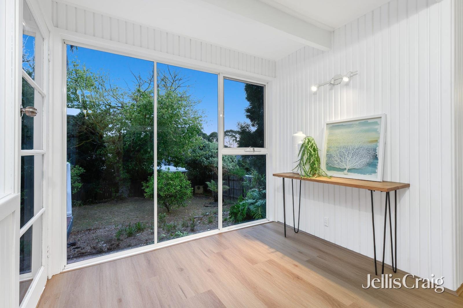 16 Stocks Road, Mount Waverley image 7