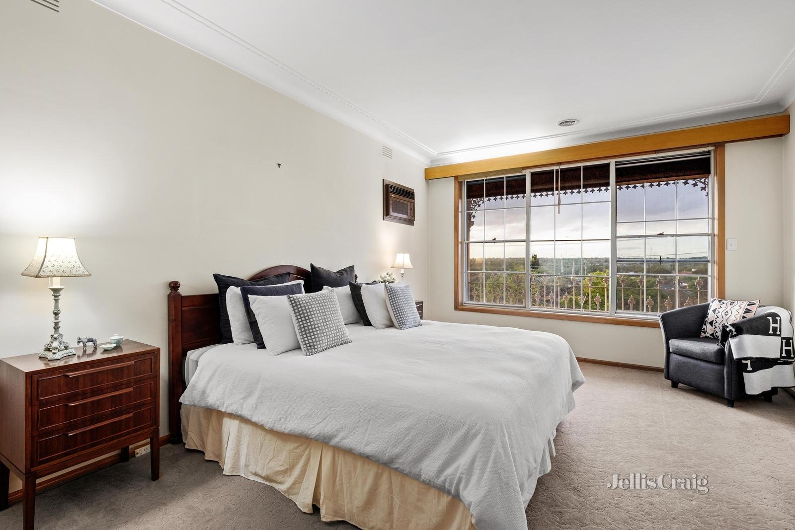 16 Summit Drive, Bulleen image 7