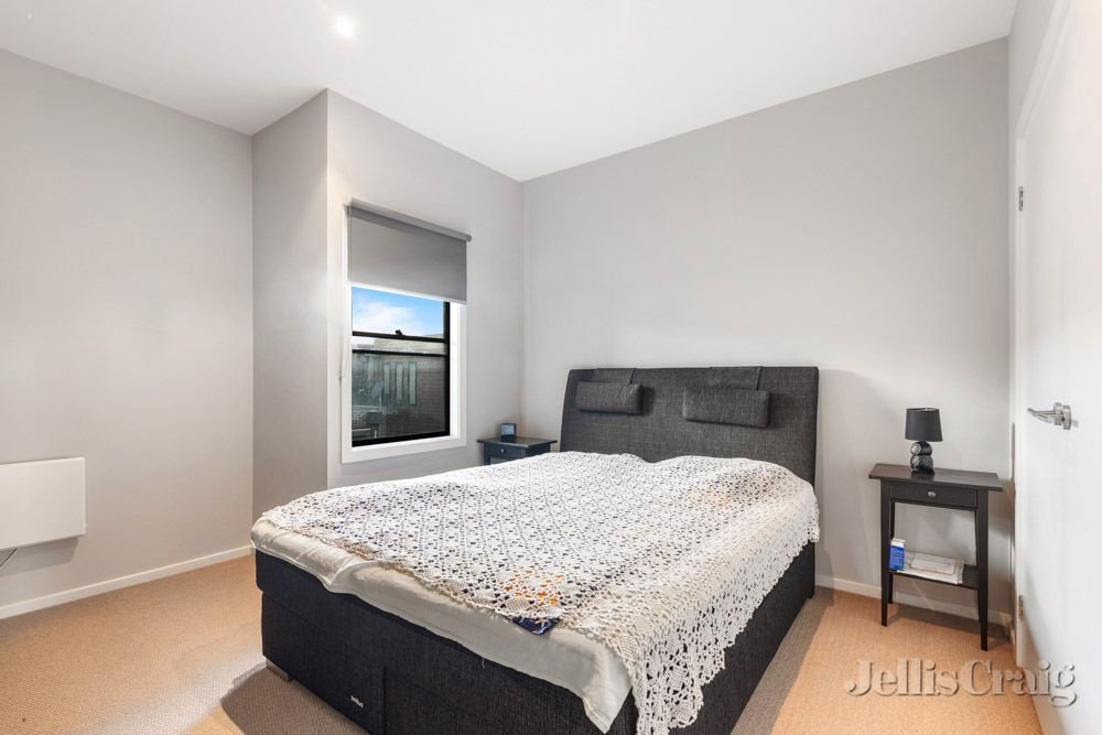 16 Sun Orchid Circuit, St Helena image 6
