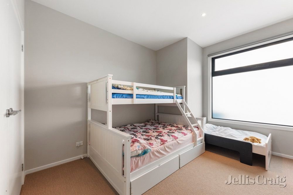 16 Sun Orchid Circuit, St Helena image 8