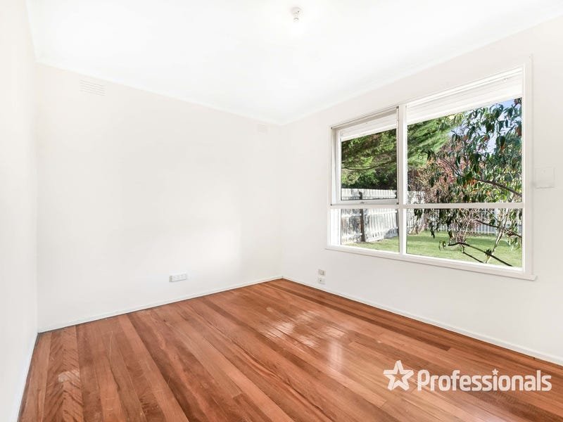 16 Sunray Court, Croydon image 6