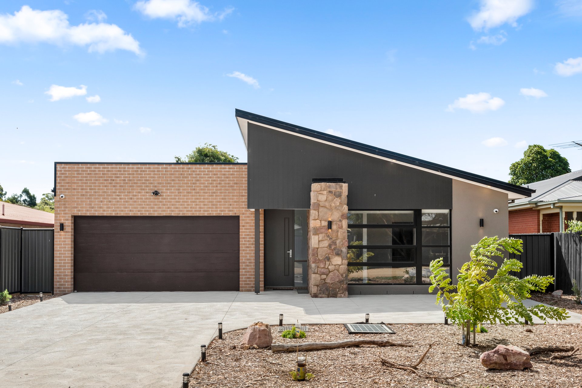 Property Gallery - Main Image