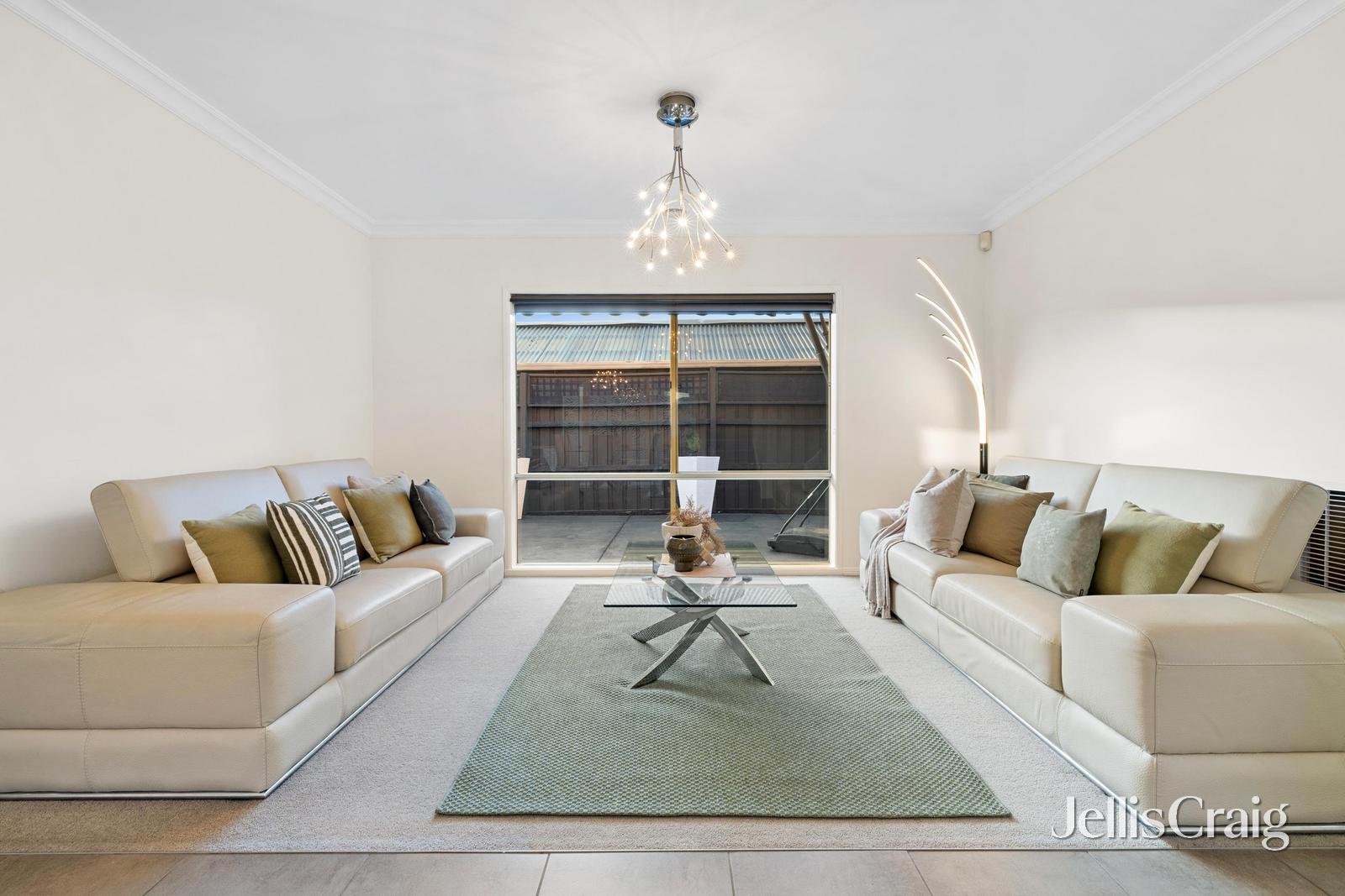 16 Tara Close, Rowville image 6