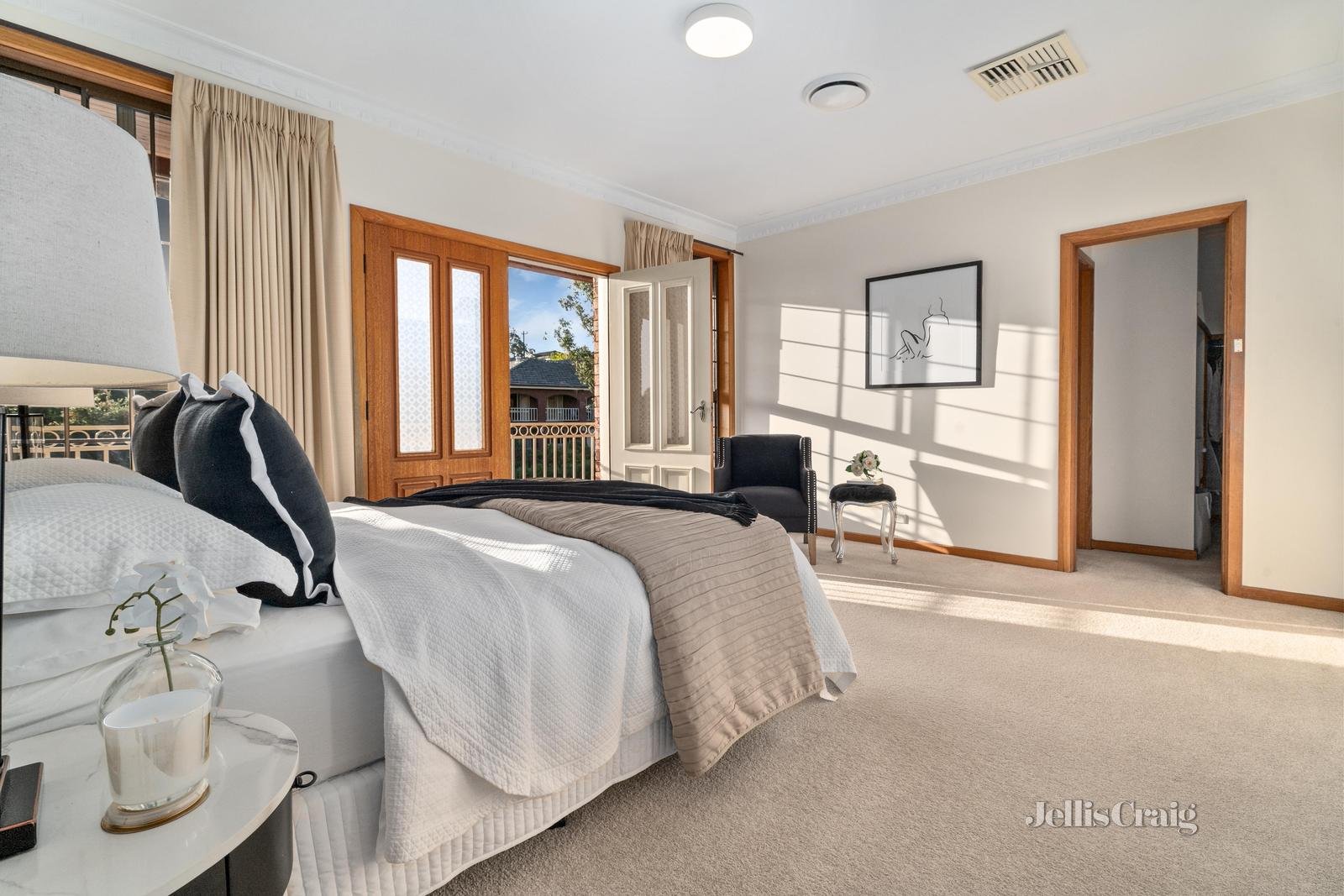 16 The Grange, Templestowe image 10