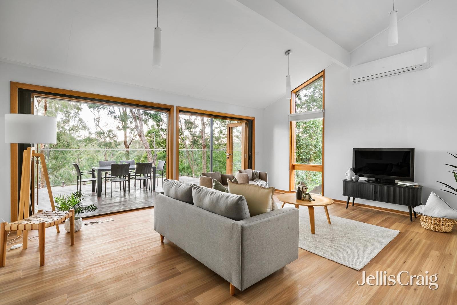16 Third Street, Warrandyte image 3