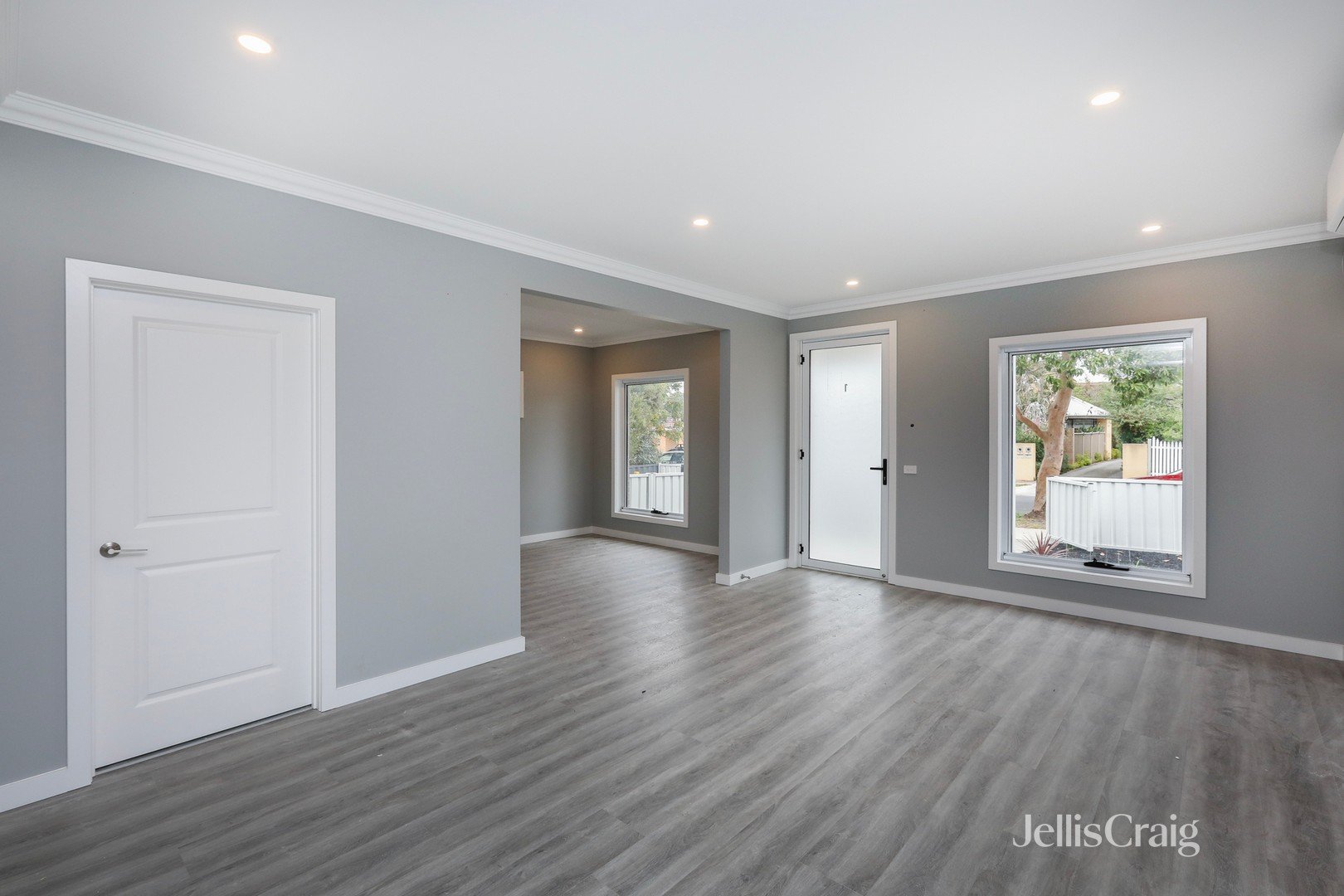 1/6 Thorpe Street, Newport image 5