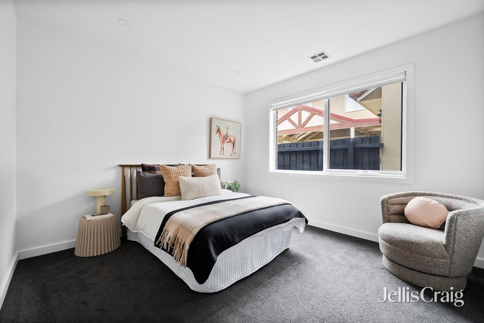 16 Thorpe Street, Newport image 16