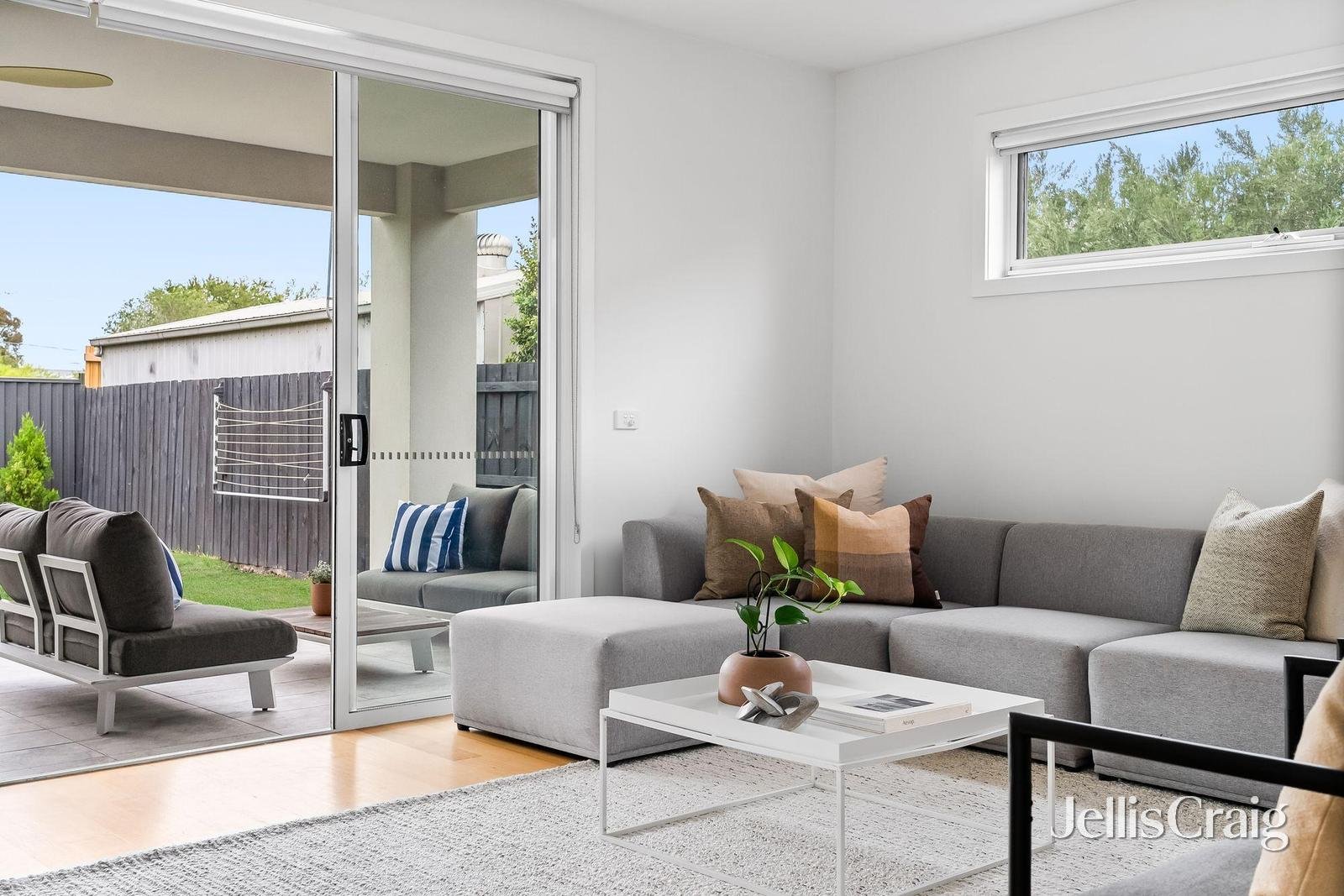 16 Thorpe Street, Newport image 23