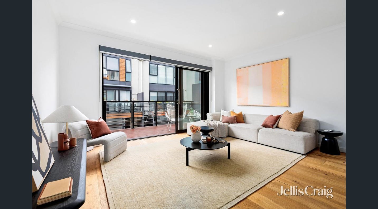 16 Tomkins Road, Port&nbsp;Melbourne image 2