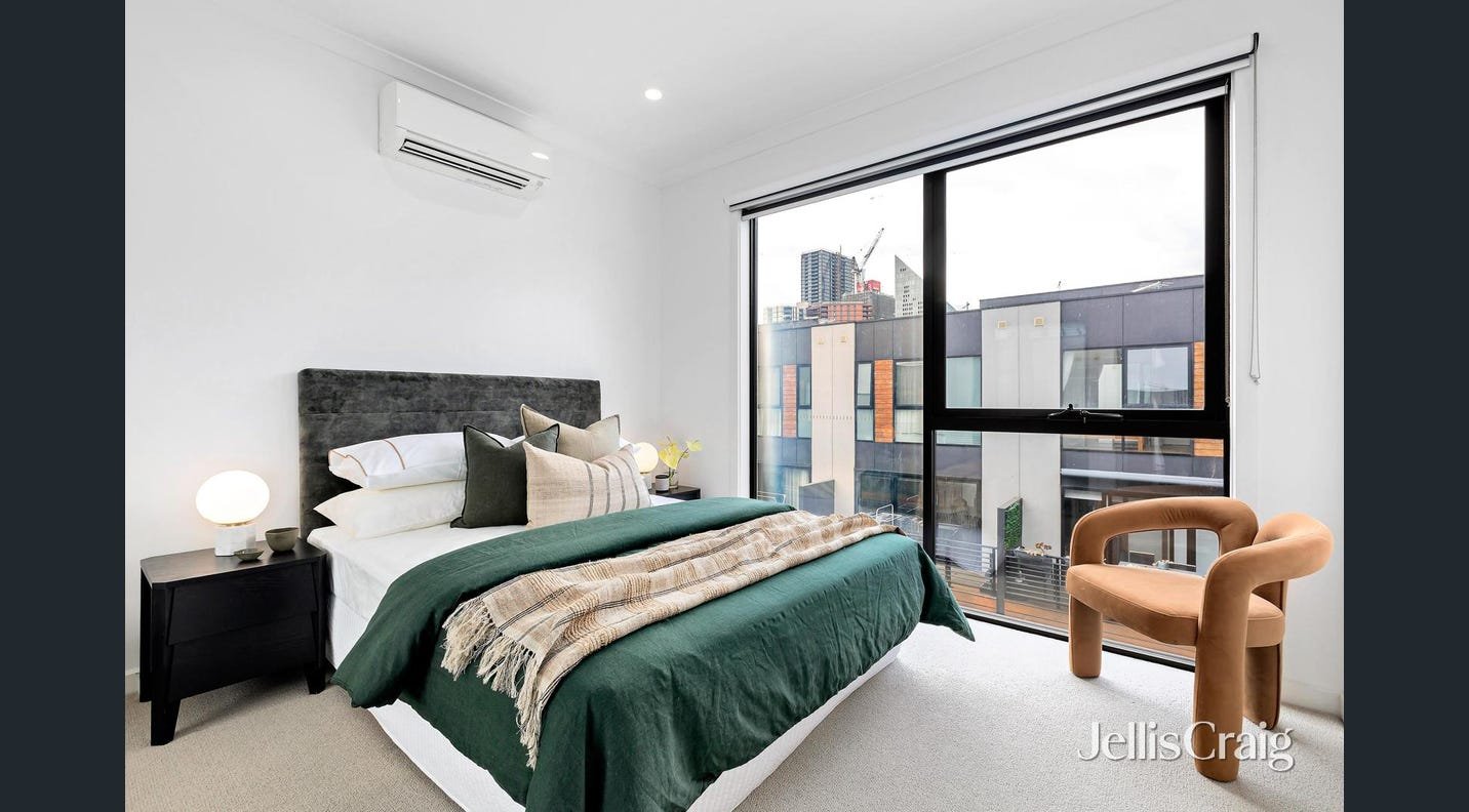 16 Tomkins Road, Port&nbsp;Melbourne image 9