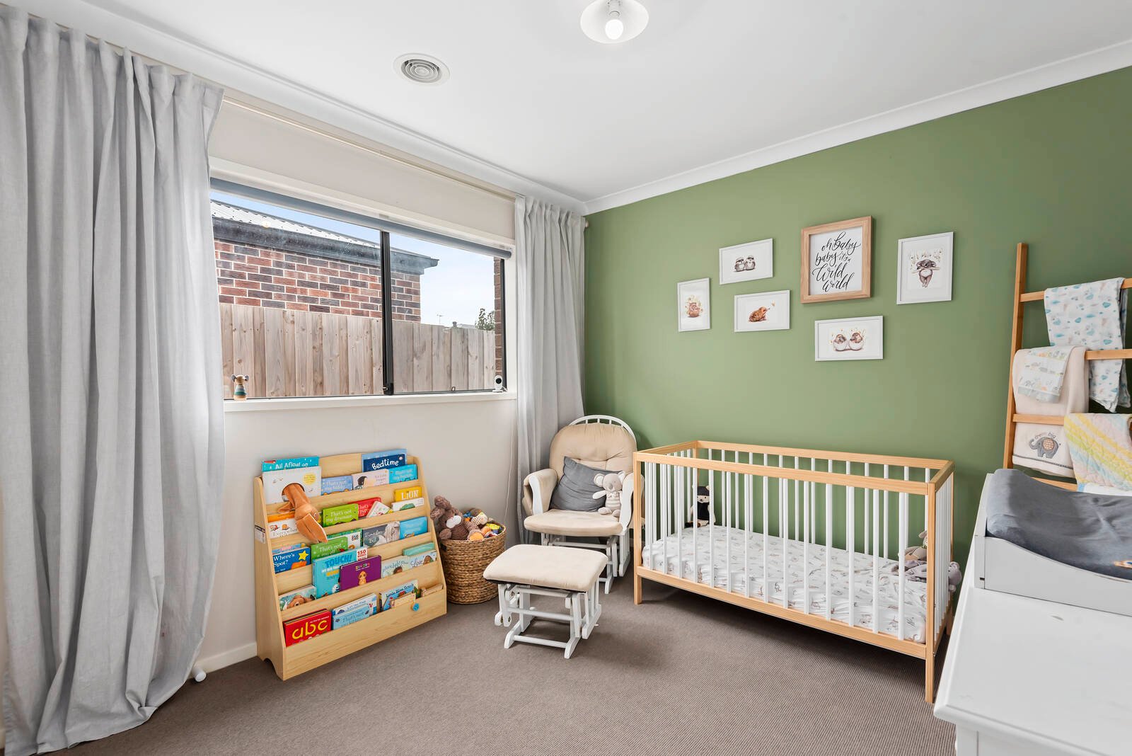 Property Gallery Thumbnail 10
