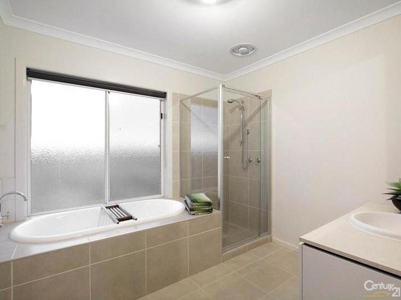 16 Vacation Way, Point Cook image 10