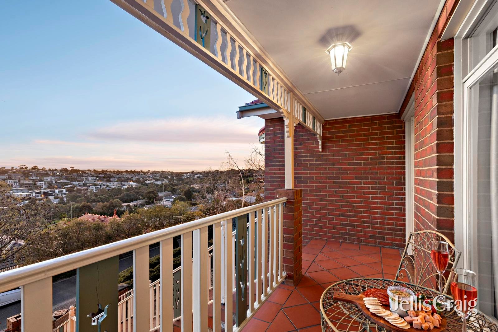 16 Valley View Court, Niddrie image 9