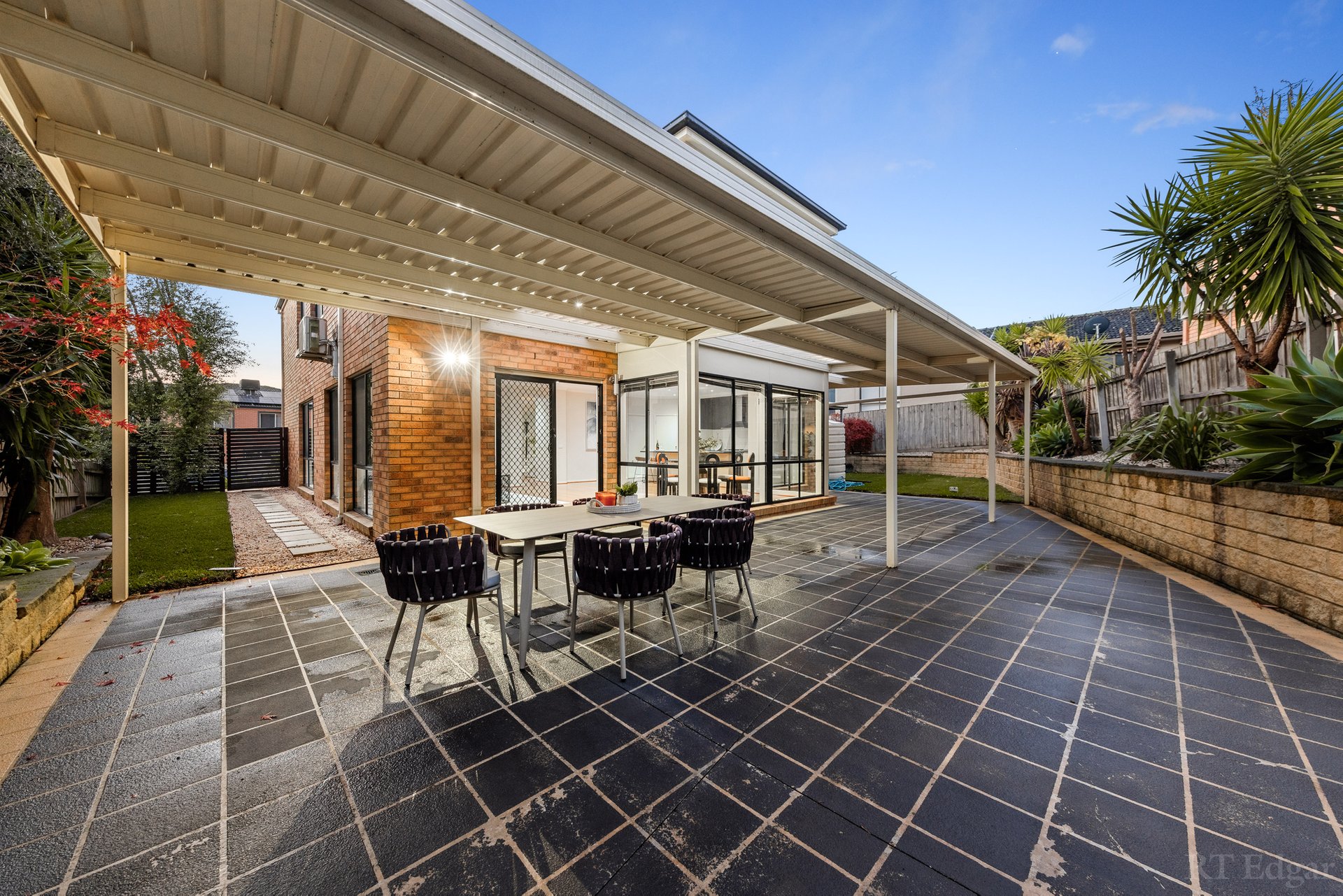 Property Gallery Thumbnail 13