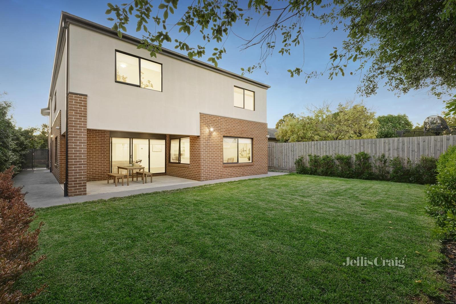 16 Wards Grove, Bentleigh East image 11