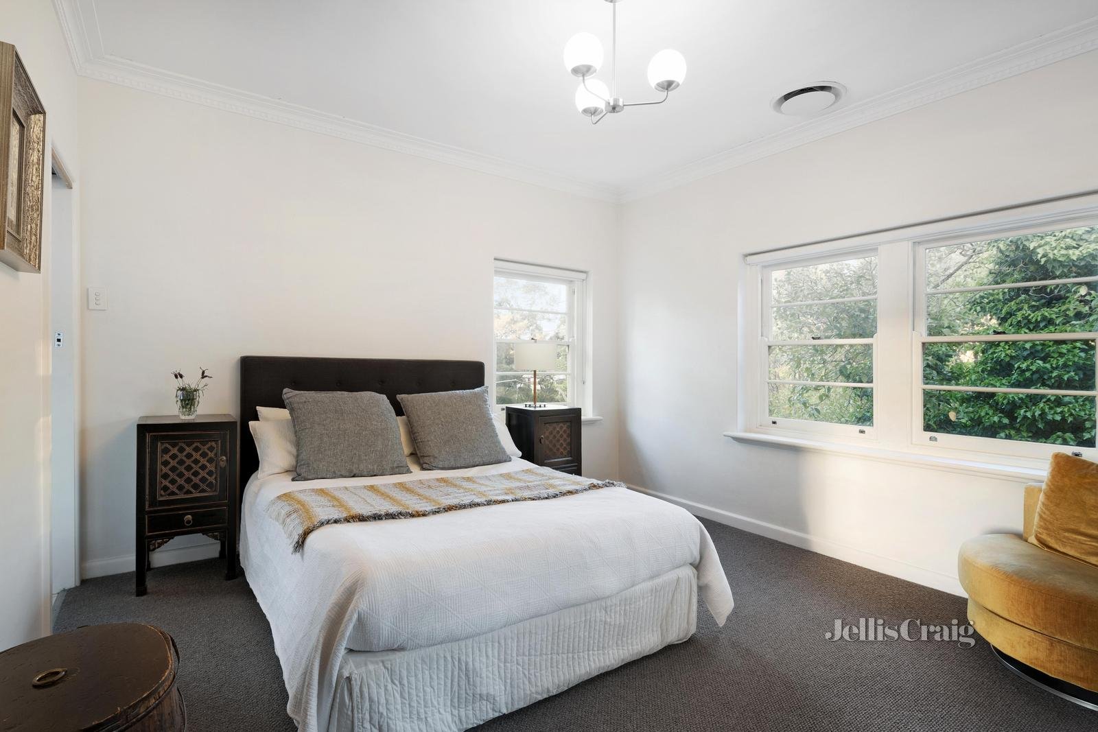 16 Warra Street, Toorak image 9