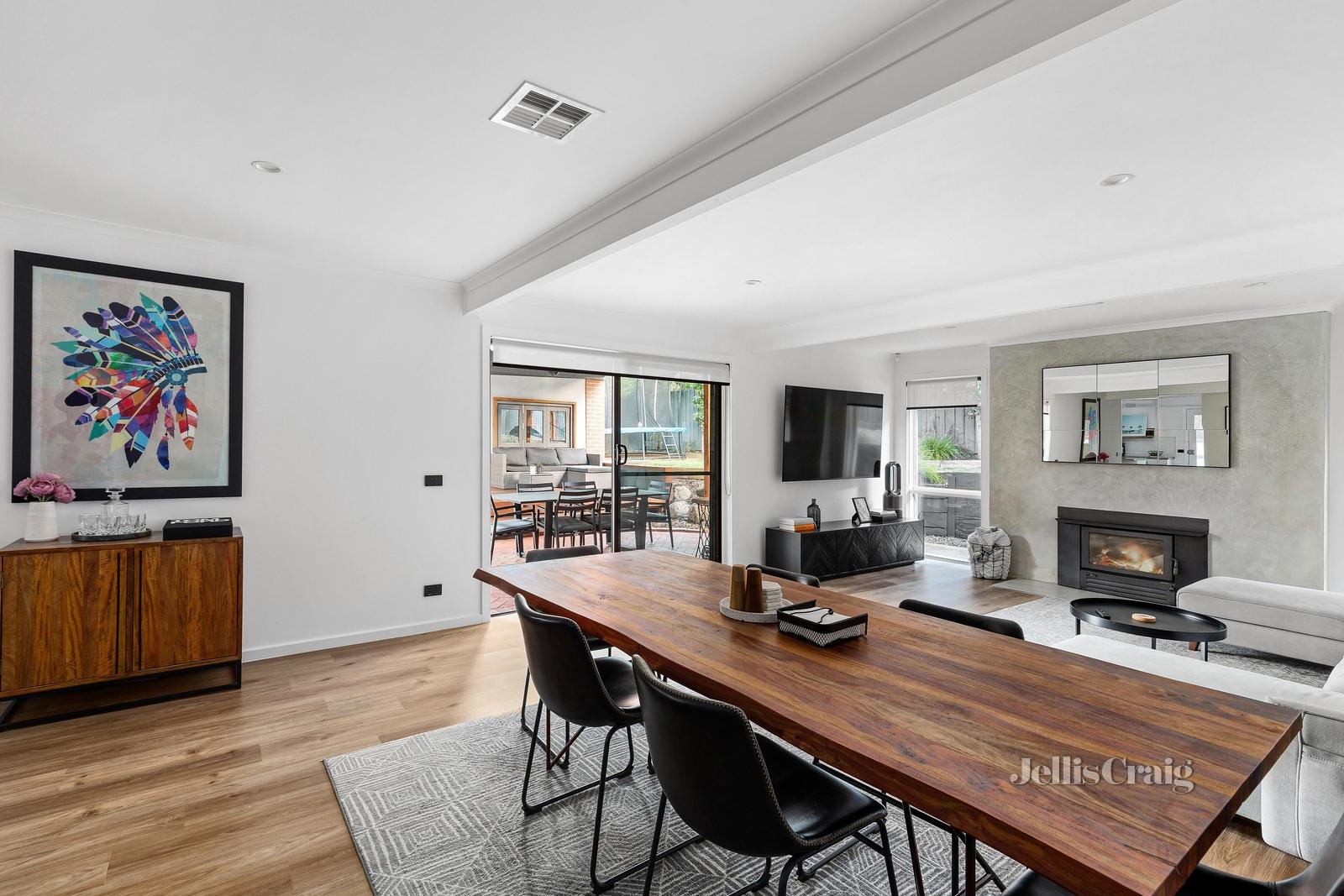 16 Warrington Crescent, Wattle&nbsp;Glen image 4