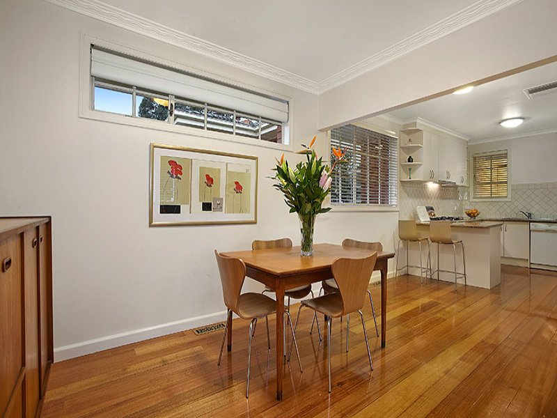 1/6 Westminster Street, Balwyn image 6