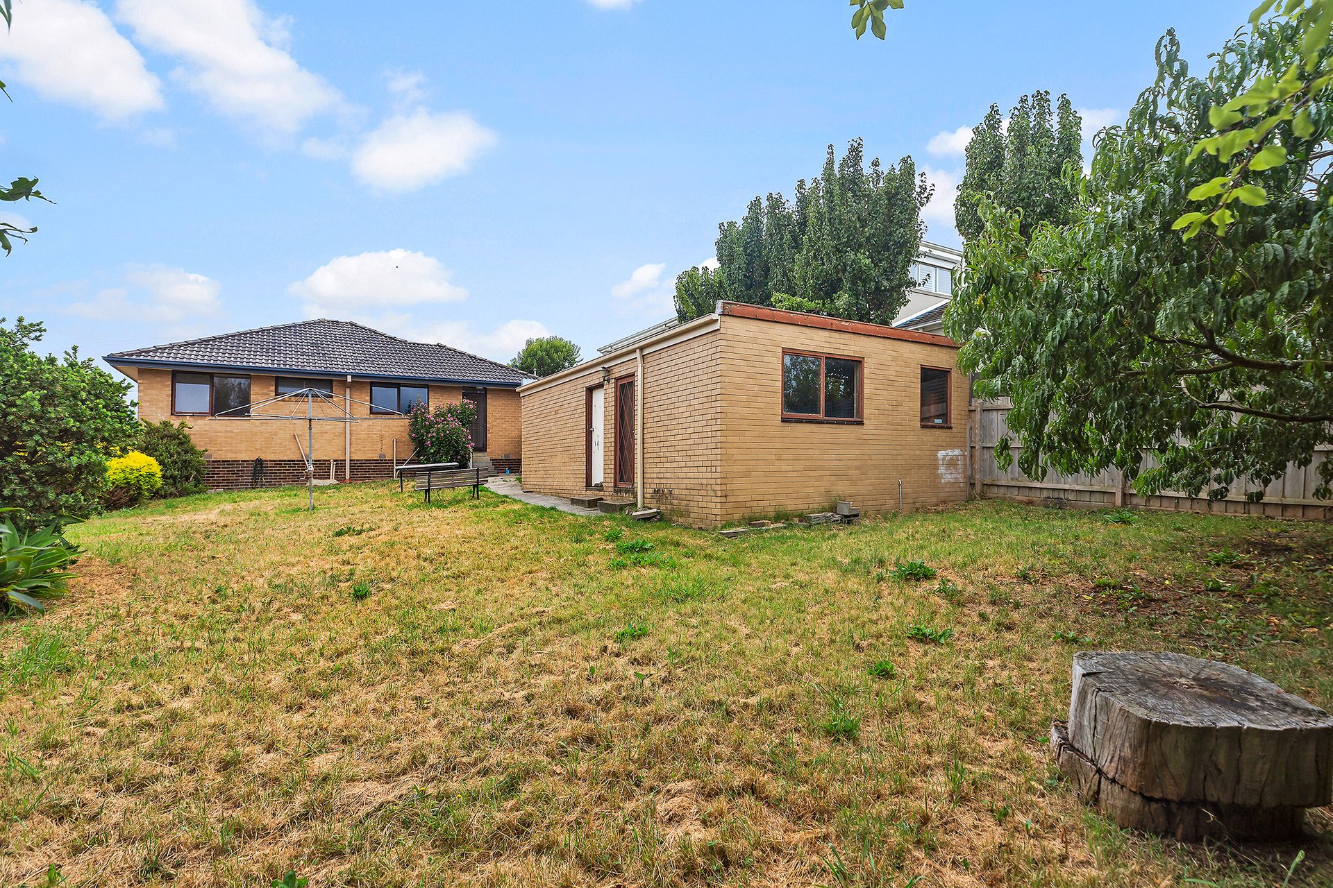 Property Gallery Thumbnail 8