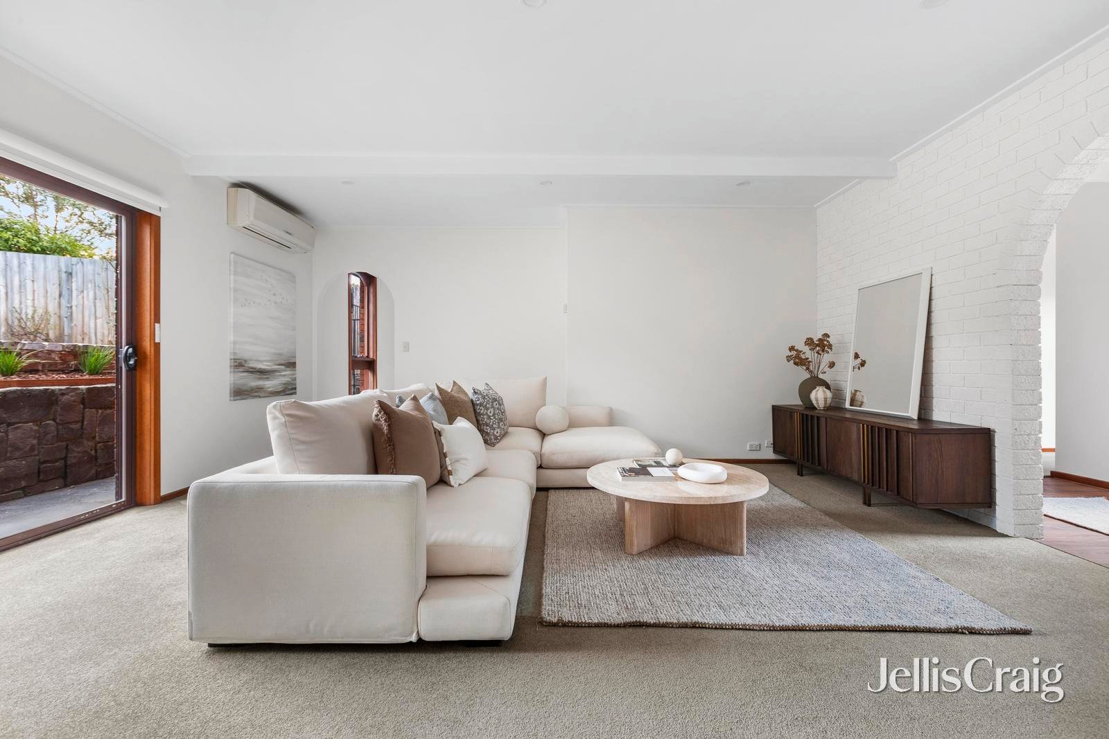 16 Woodland Grove, Montmorency image 3