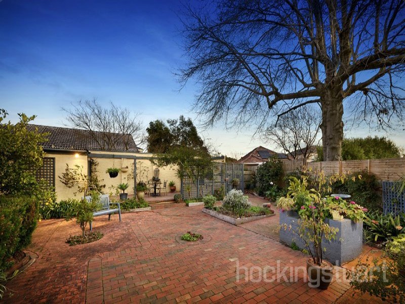 16 Woodville Street, Balwyn North image 9