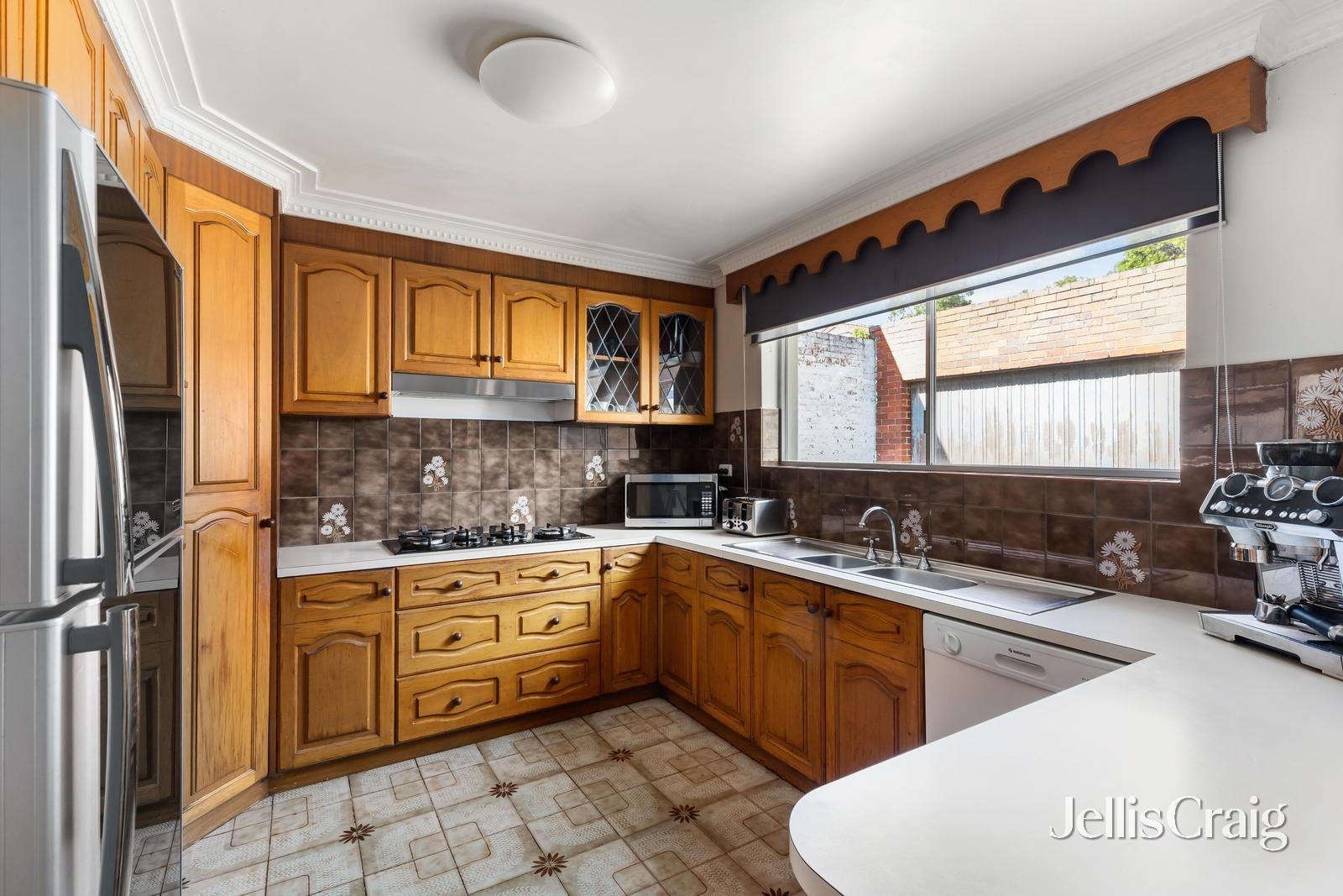 16 Woolcock Avenue, Kew&nbsp;East image 5