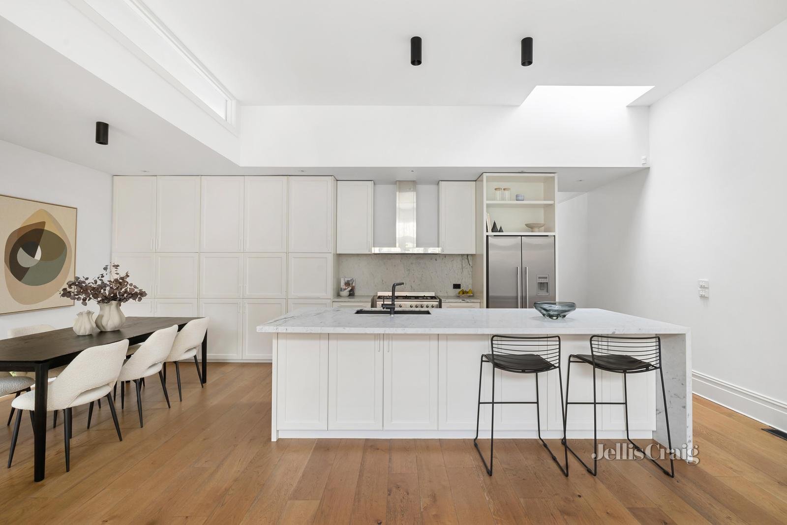 16 Wrexham Road, Prahran image 3