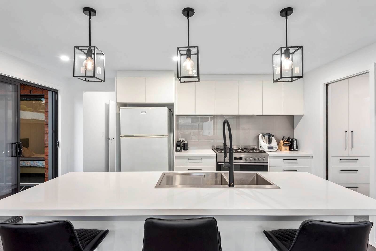 Property Gallery Thumbnail 6