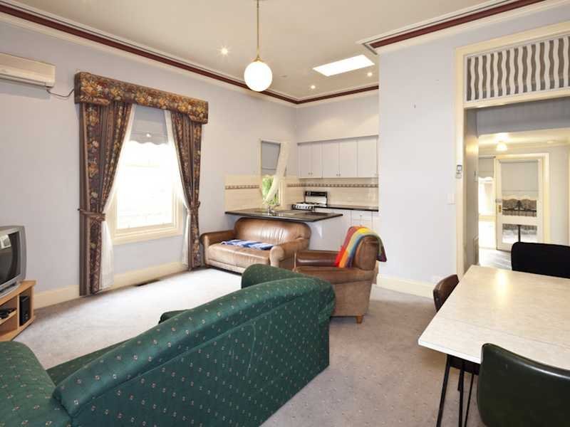 16 York Street, Geelong image 3